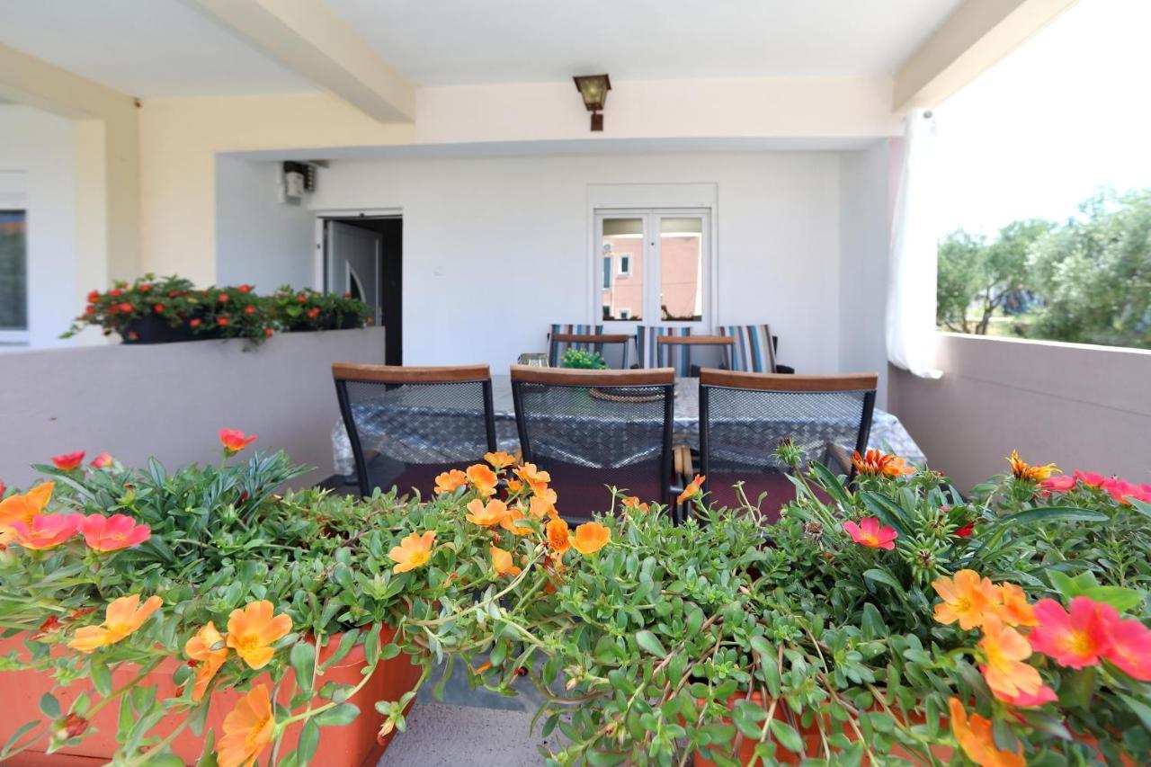 Apartment Sunny Terrace Bibinje Exterior foto